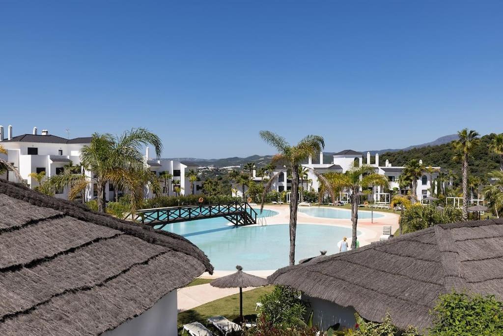 Apartamento 2 Bed At Hills With Great Sea Views!